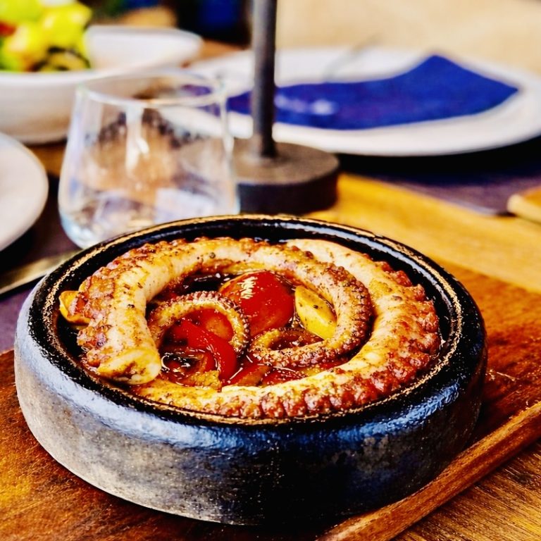 roasted-octopus-seafood-restaurant-sultanahmet-istanbul.jpg.jpg